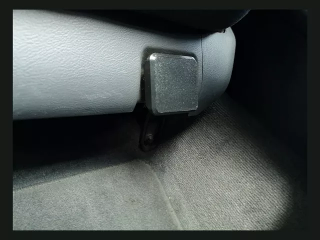 №132 Накладка ручки сиденья Mercedes ML W163
