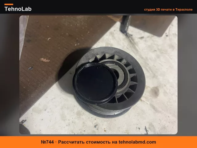 №744 Пылезащитный колпачок натяжного ролика Mercedes M104