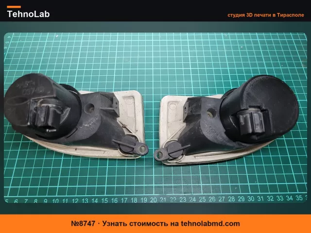 №8747 Крышка противотуманной фары Правая Ford Focus Mk1