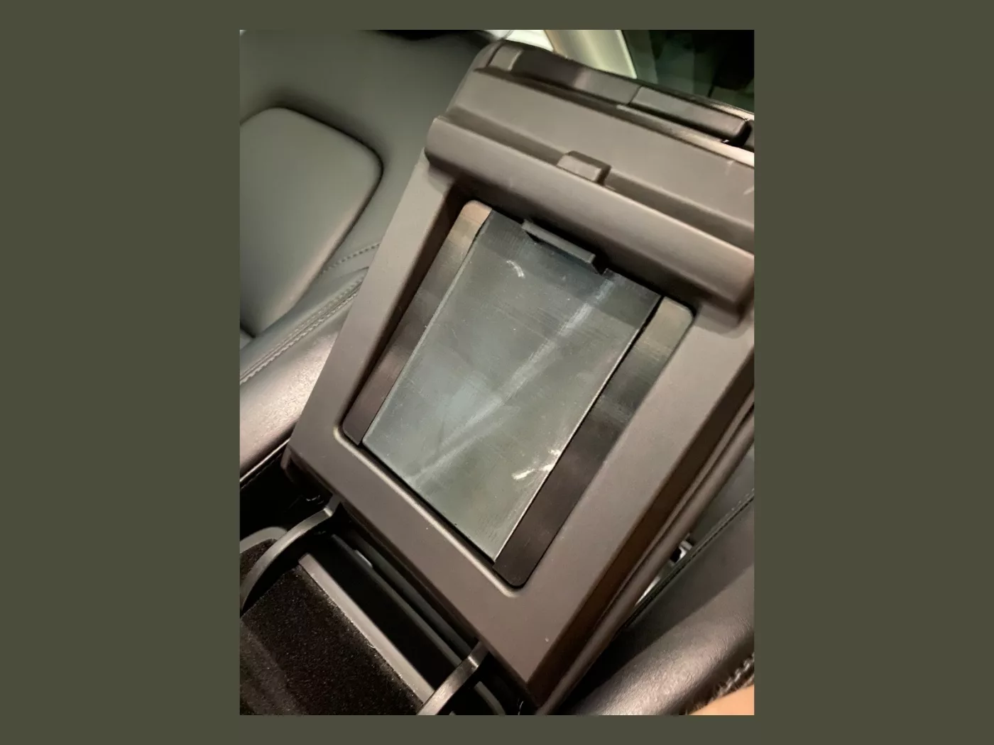 №226 Скрытый отсек Tesla Model 3 / Y