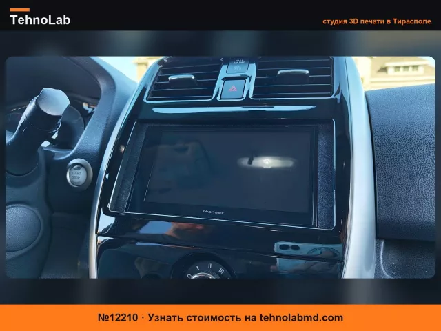 №12210 Крышка для двухдиновой магнитолы - Nissan Versa Note (2015)